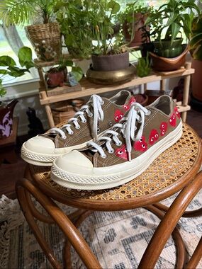 Converse Play x comme des garçon chuck 70 multi heart low shoes. Size M 10. W 12